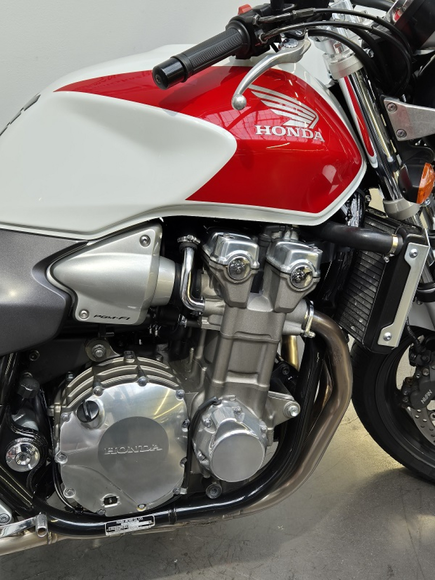 HONDA CB 1300 BI TON REVISE ET GARANTIE 12 MOIS