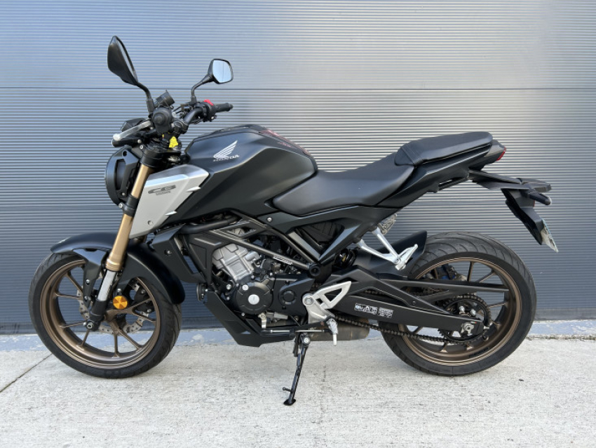 CB125R