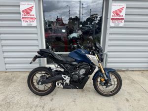 HONDA CB 125 R
