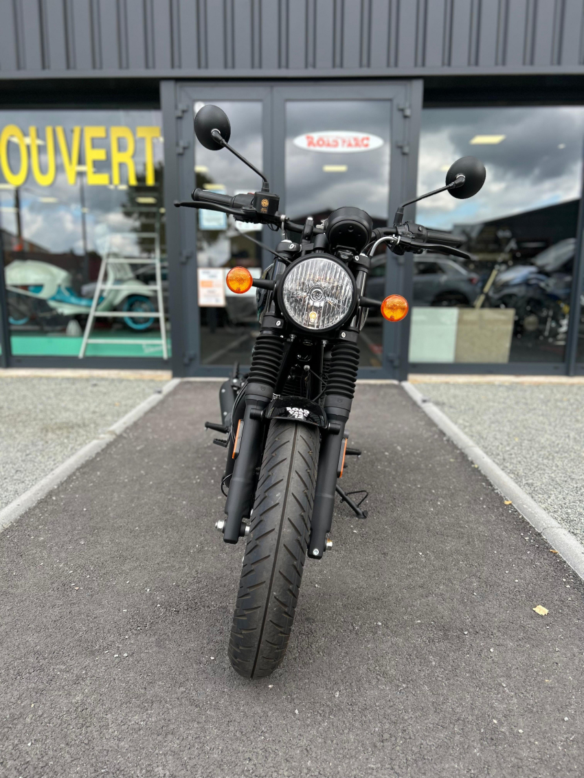 ROYAL ENFIELD HNTR 350 DAPPER GREY ROYAL ENFIELD HNTR 350 DAPPER GREY