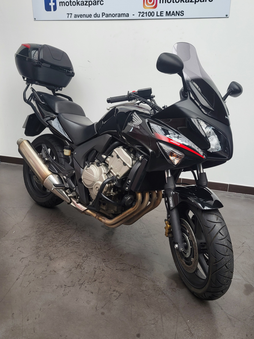HONDA CBF 600 S REVISE ET GARANTIE 12 MOIS AVEC OPTIONS HONDA CBF 600 S REVISE ET GARANTIE 12 MOIS AVEC OPTIONS
