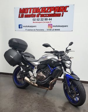 YAMAHA MT-07 REVISE ET GARANTIE 12 MOIS VALISES TOP CASE