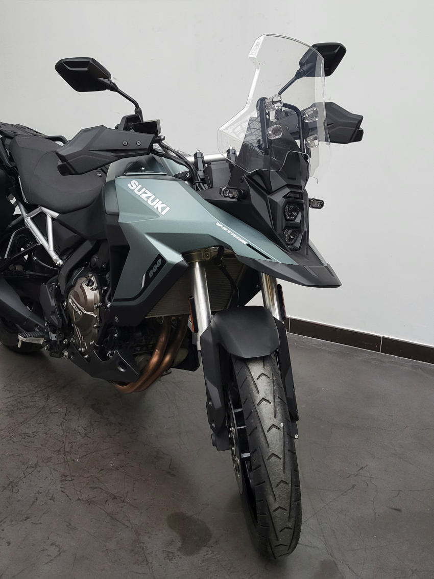 SUZUKI DL V-STROM 800 SE  VERT OPTIONS ET GARANTIE CONSTRUCTEUR 