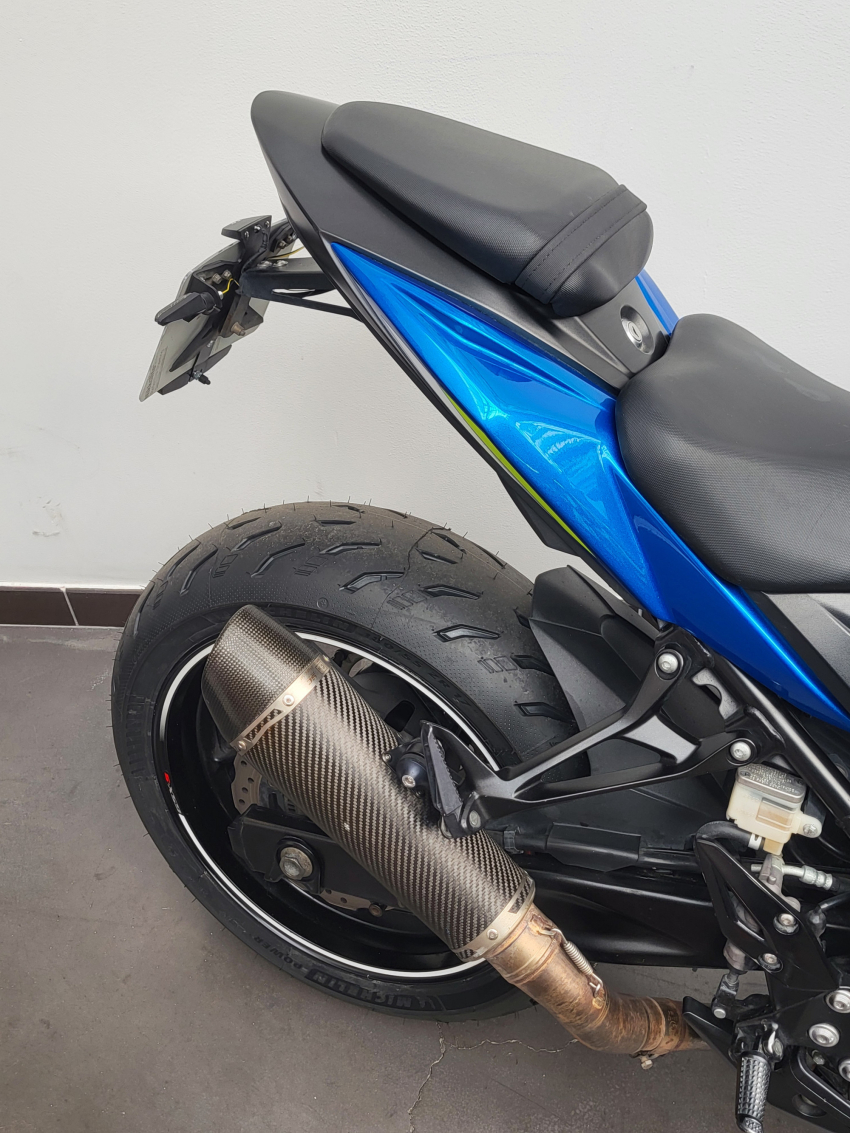 SUZUKI GSX-S 750 en A2 OPTIONS REVISE ET GARANTIE 12 MOIS SUZUKI GSX-S 750 en A2 OPTIONS REVISE ET GARANTIE 12 MOIS