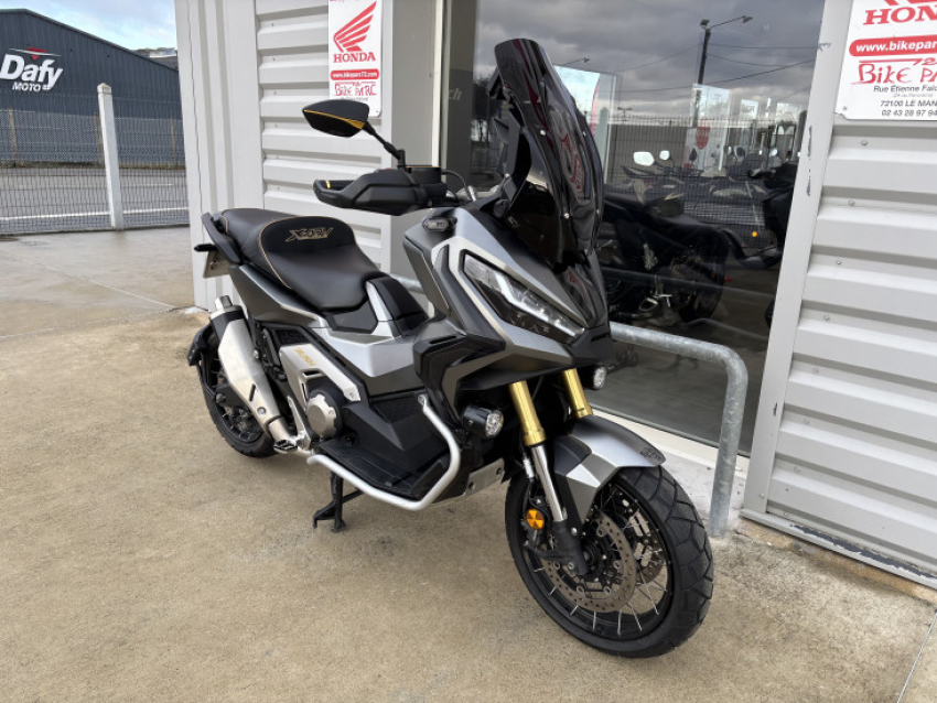 HONDA X-ADV 750