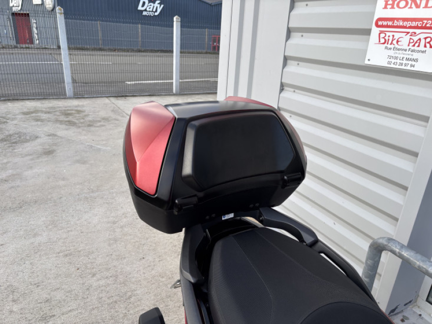 HONDA FORZA 125 SMART TOP BOX HONDA FORZA 125 SMART TOP BOX