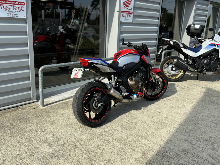 HONDA CB650R Neo Sports Café HONDA CB650R Neo Sports Café