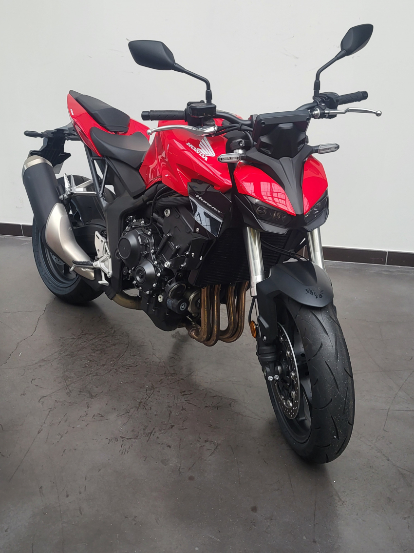 HONDA CB 1000 HORNET ROUGE GARANTIE CONSTRUCTEUR 2030
