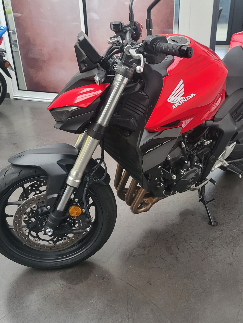 HONDA CB 1000 HORNET ROUGE GARANTIE CONSTRUCTEUR 2030