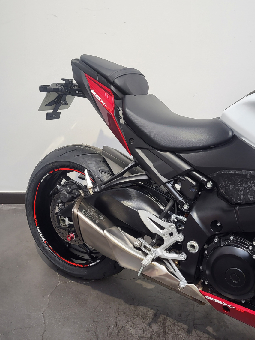 SUZUKI GSX-S 950 EN A2 REVISE ET GARANTIE 12 MOIS SUZUKI GSX-S 950 EN A2 REVISE ET GARANTIE 12 MOIS