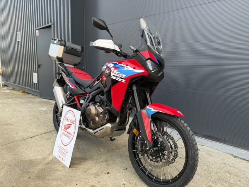 AFRICA TWIN 1100 AFRICA TWIN 1100