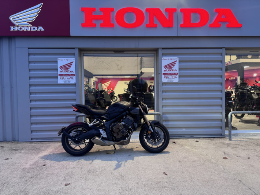 HONDA CB 650 R E-CLUTCH