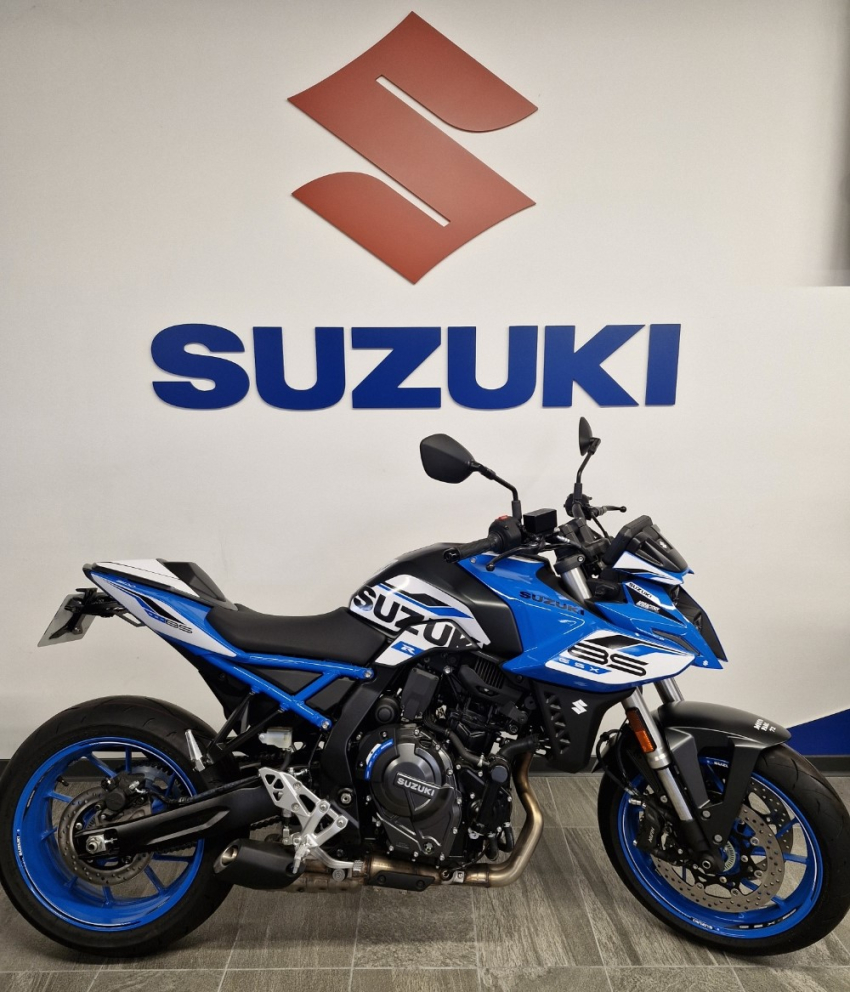 SUZUKI GSX-8S SUZUKI GSX-8S