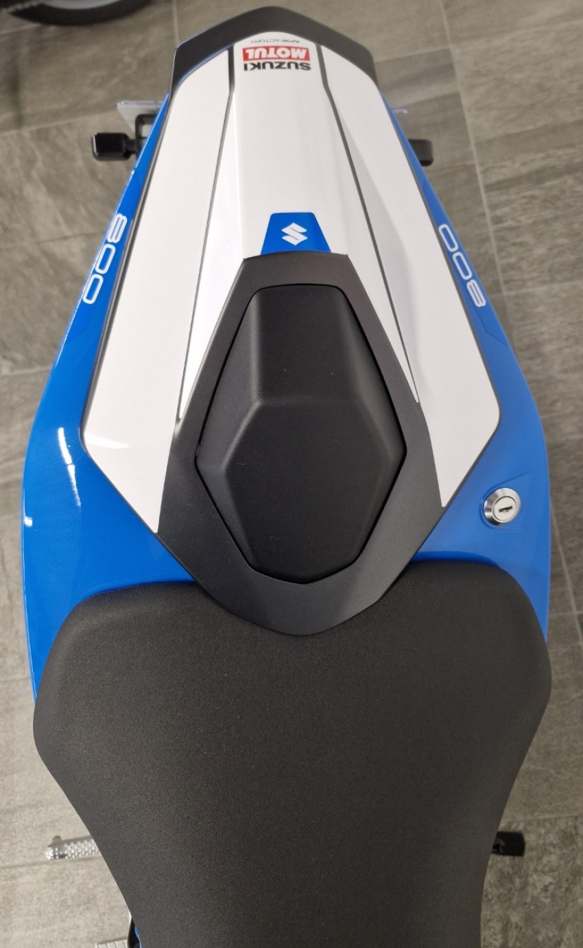 SUZUKI GSX-8S SUZUKI GSX-8S