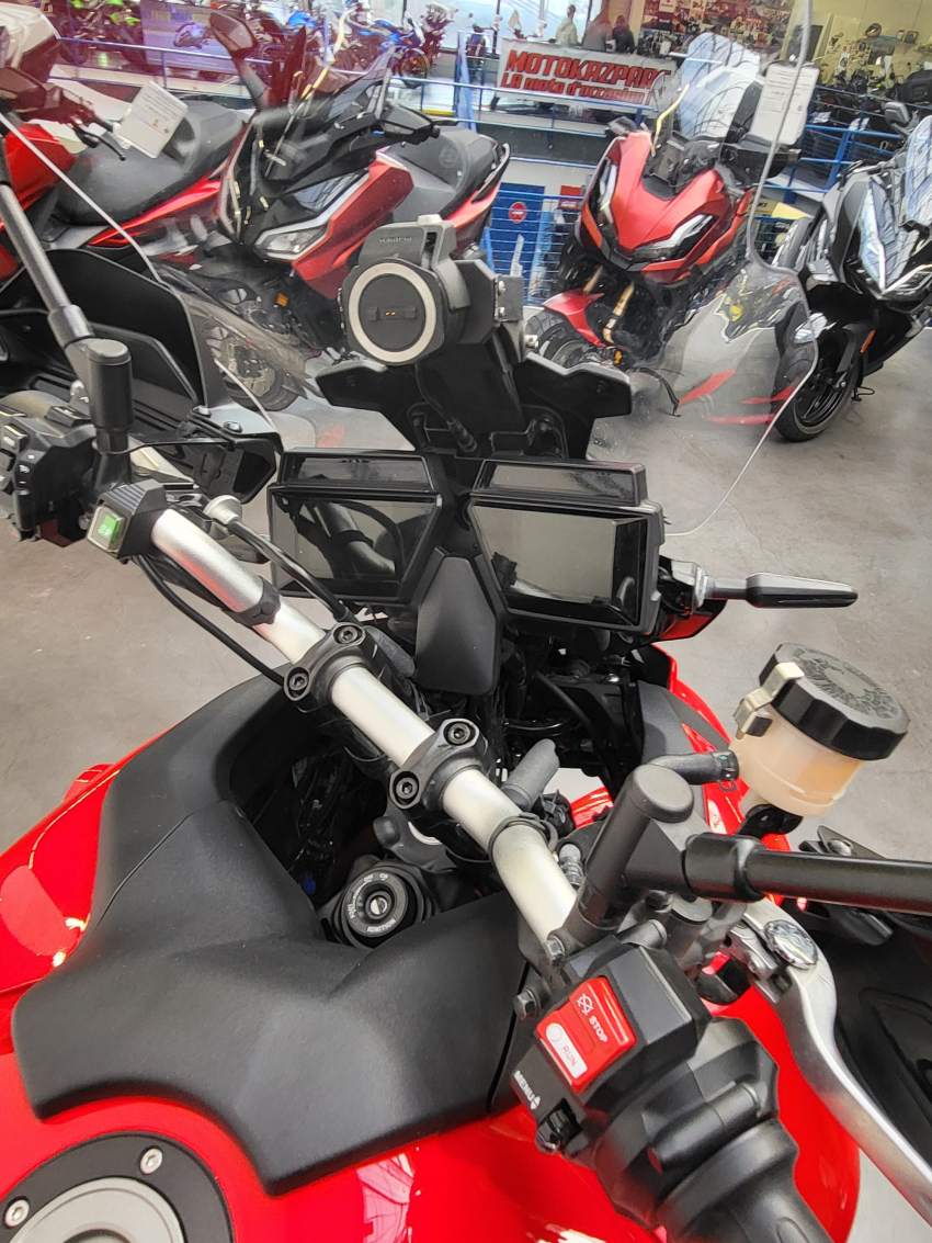 YAMAHA TRACER 9 GT OPTIONS REVISE ET GARANTIE 12 MOIS YAMAHA TRACER 9 GT OPTIONS REVISE ET GARANTIE 12 MOIS