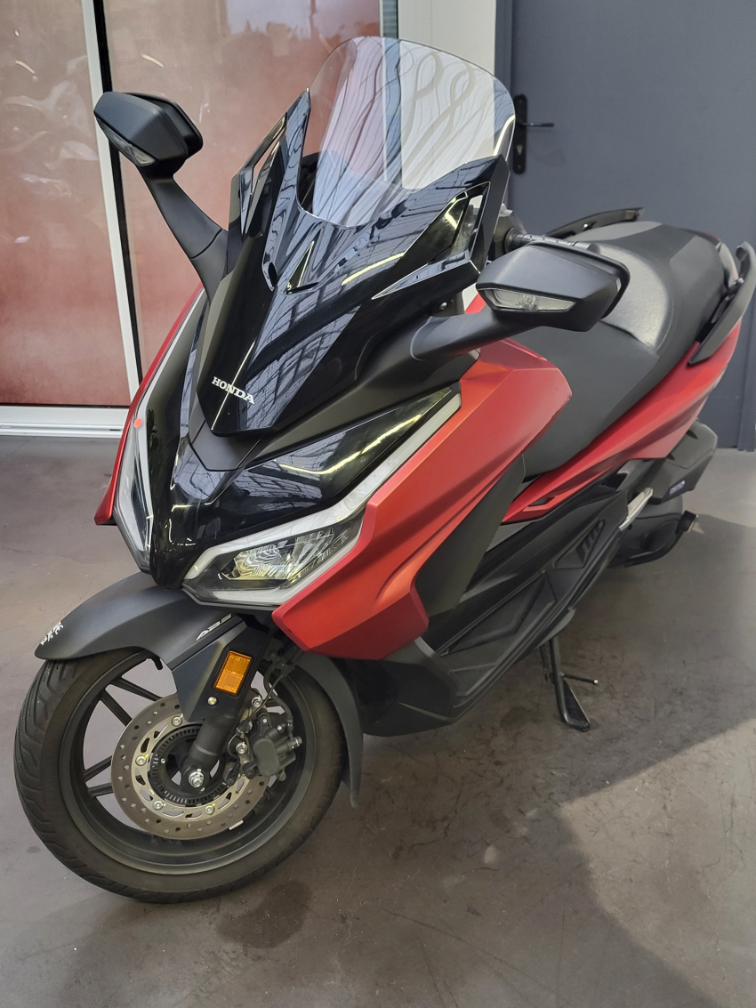 HONDA NSS FORZA 125 REVISE ET GARANTIE CONSTRUCTEUR 2028