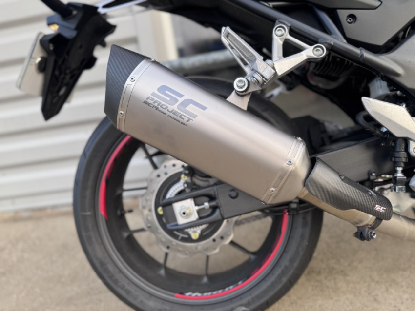 HONDA HORNET 750 HONDA HORNET 750