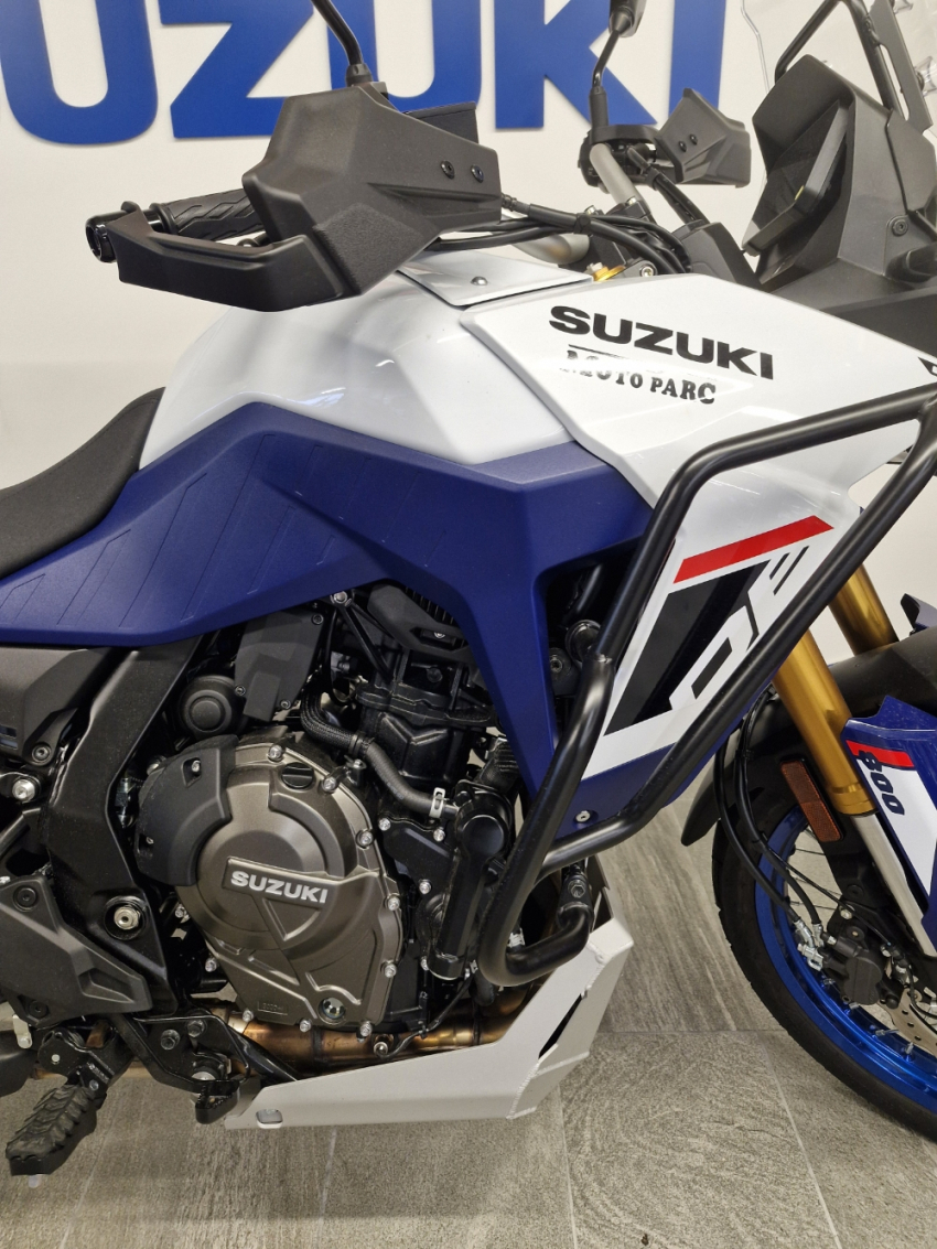 SUZUKI DL V-STROM 800DE SUZUKI DL V-STROM 800DE