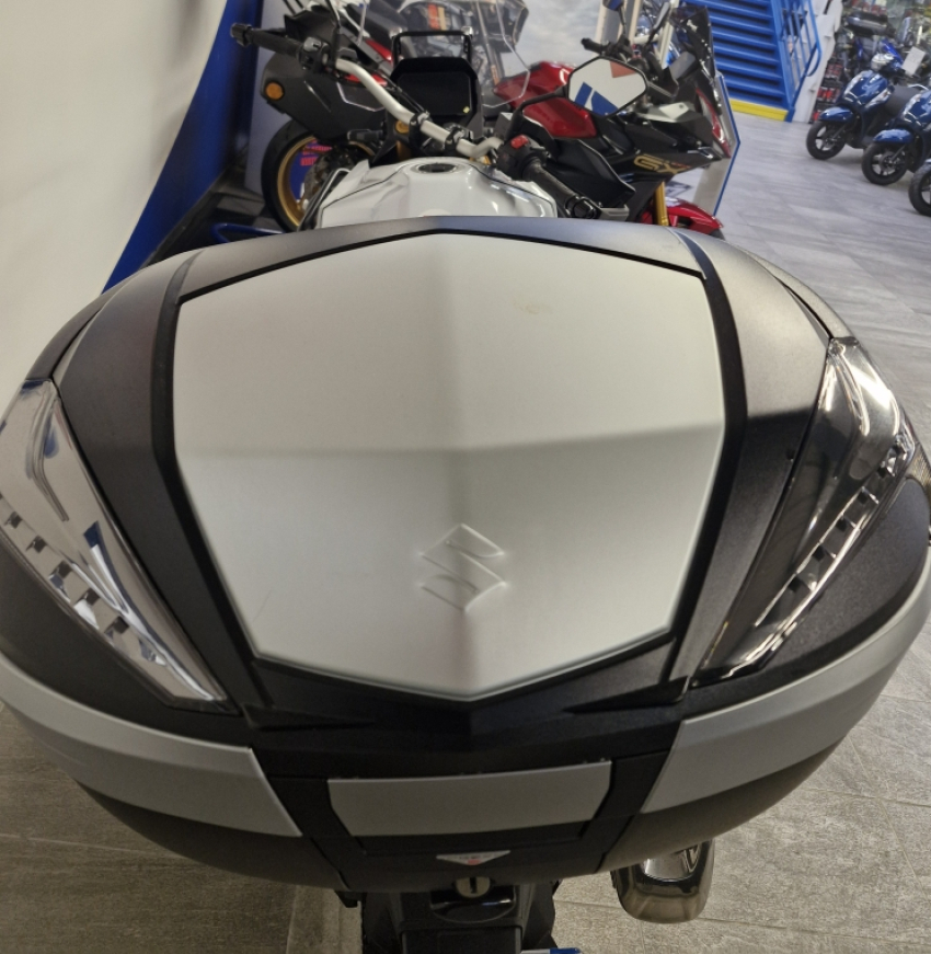 SUZUKI DL V-STROM 800DE SUZUKI DL V-STROM 800DE