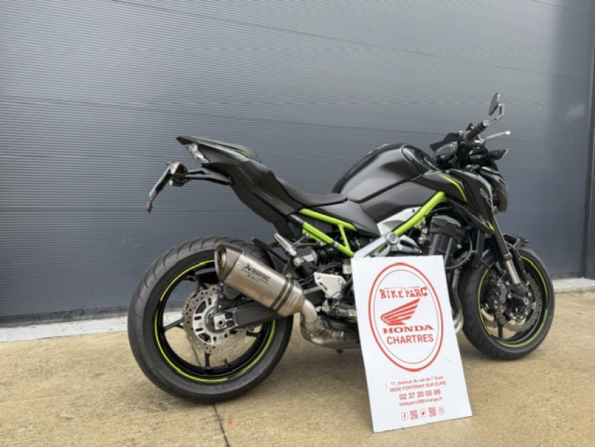 KAWASAKI Z900
