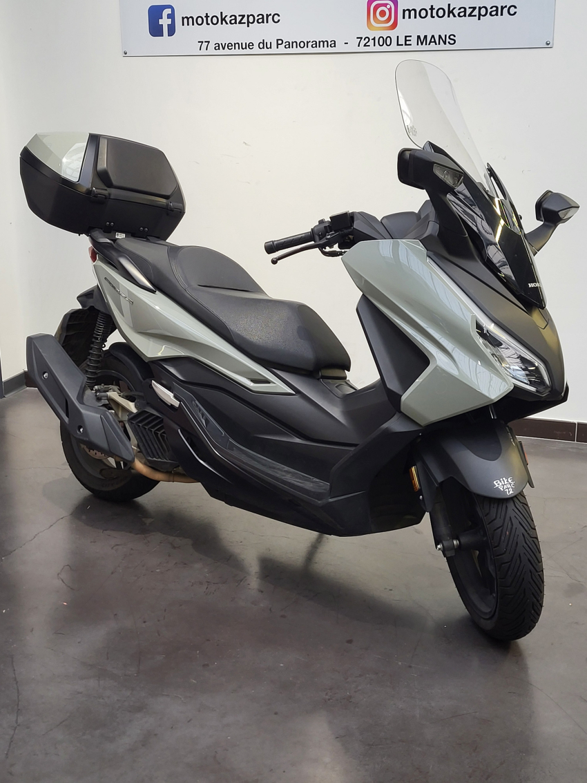 HONDA NSS FORZA 125 TOP BOX GARANTIE CONSTRUCTEUR 