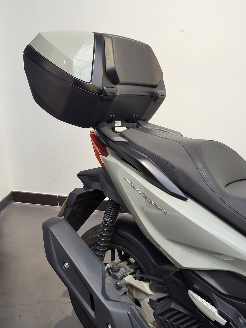 HONDA NSS FORZA 125 TOP BOX GARANTIE CONSTRUCTEUR 