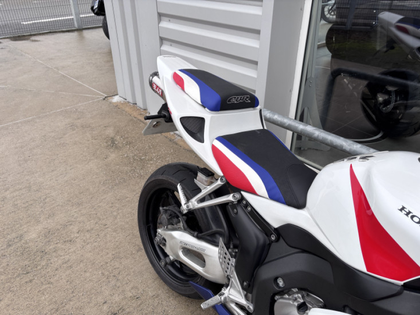 HONDA CBR 1000 RR