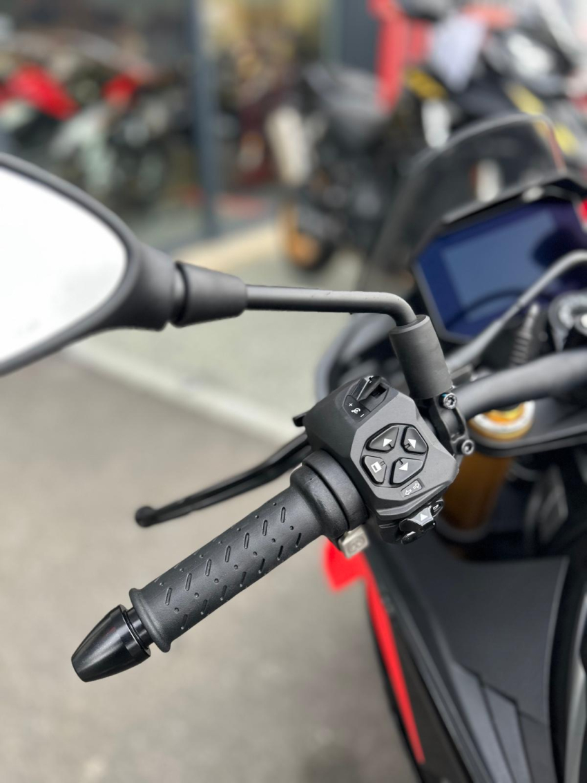 APRILIA TUONO 1100 V4 FACTORY APRILIA TUONO 1100 V4 FACTORY