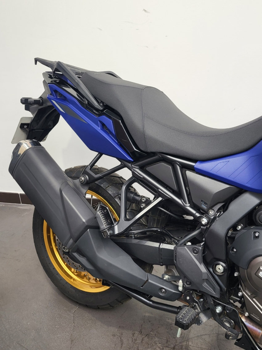 SUZUKI V-STROM 800DE REVISE ET GARANTIE  12 MOIS POSSIBLE A2