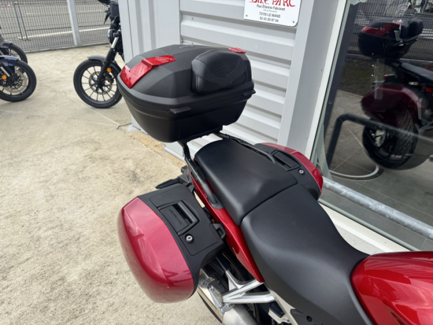 HONDA CROSSRUNNER 800