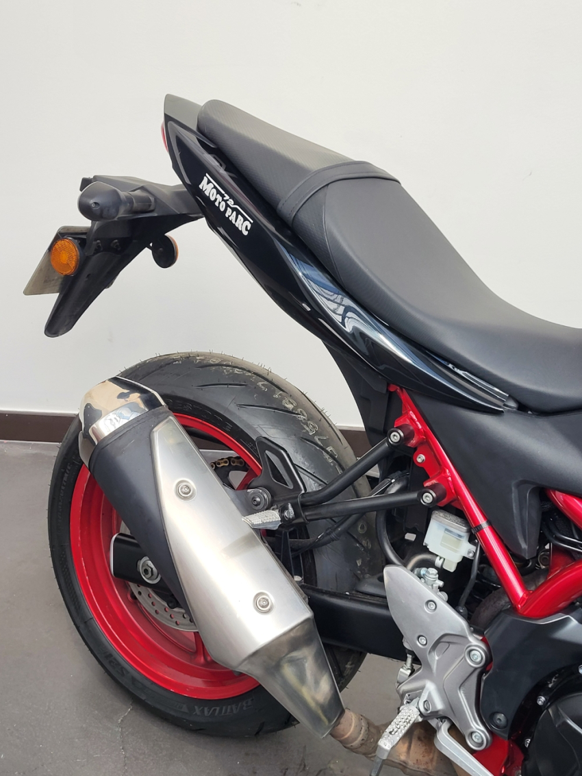 SUZUKI SV 650 (47.5CV)