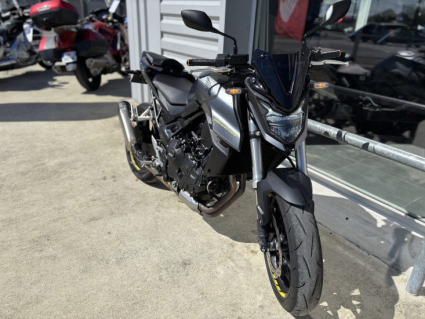 HONDA HORNET 750 FULL/ A2 HONDA HORNET 750 FULL/ A2