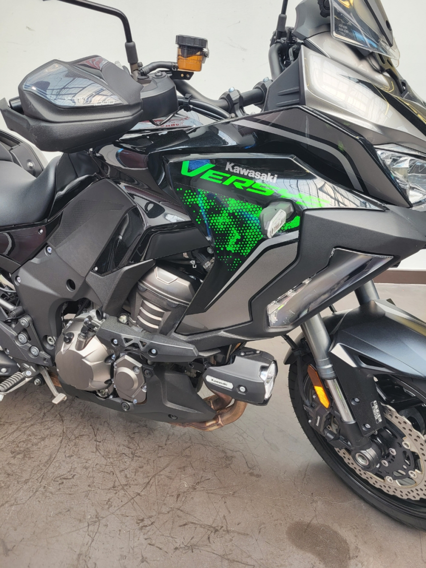 KAWASAKI VERSYS 1000 GRAND TOURER SE REVISE ET GARANTIE 12 MOIS