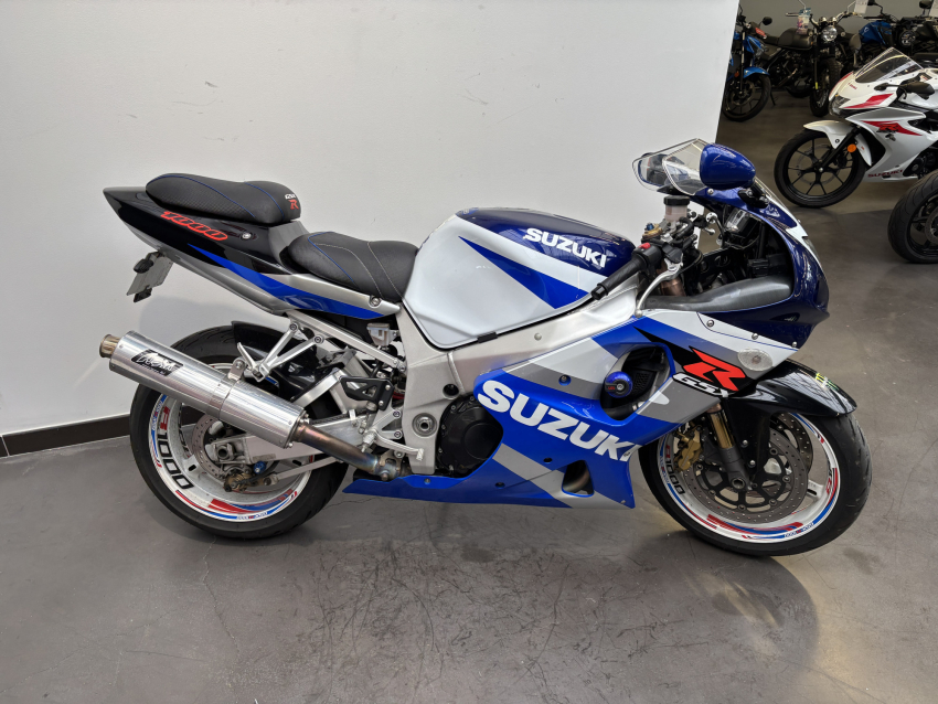 SUZUKI GSX-R 1000 SUZUKI GSX-R 1000