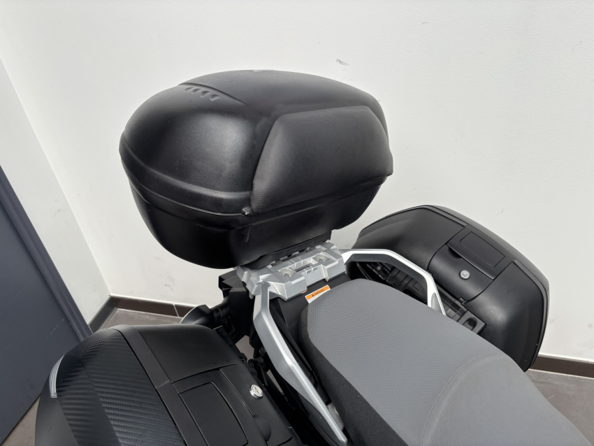 SUZUKI DL V-STROM 1000 SUZUKI DL V-STROM 1000