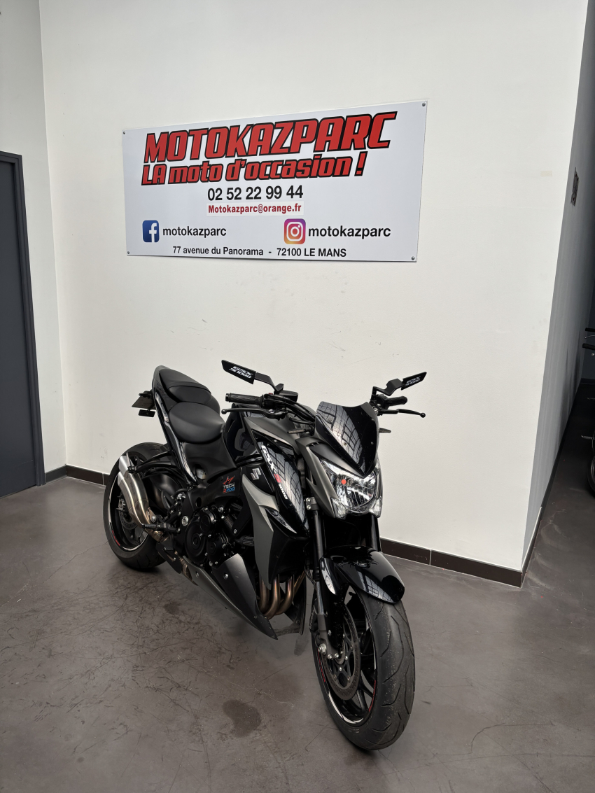 SUZUKI GSX-S 1000 SUZUKI GSX-S 1000