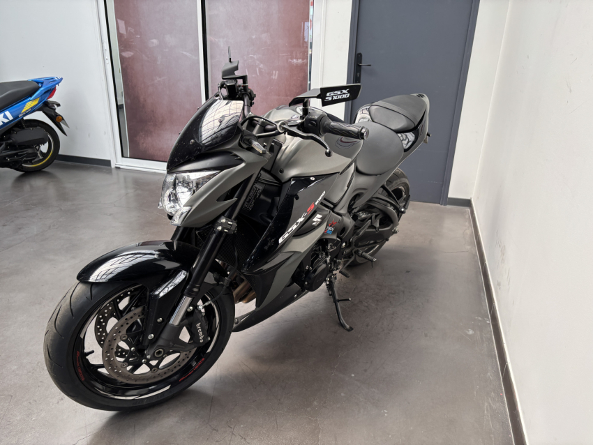 SUZUKI GSX-S 1000 SUZUKI GSX-S 1000