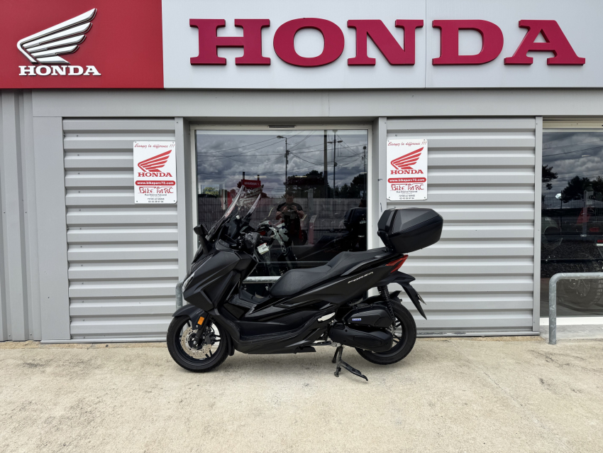 HONDA NSS FORZA 125 HONDA NSS FORZA 125
