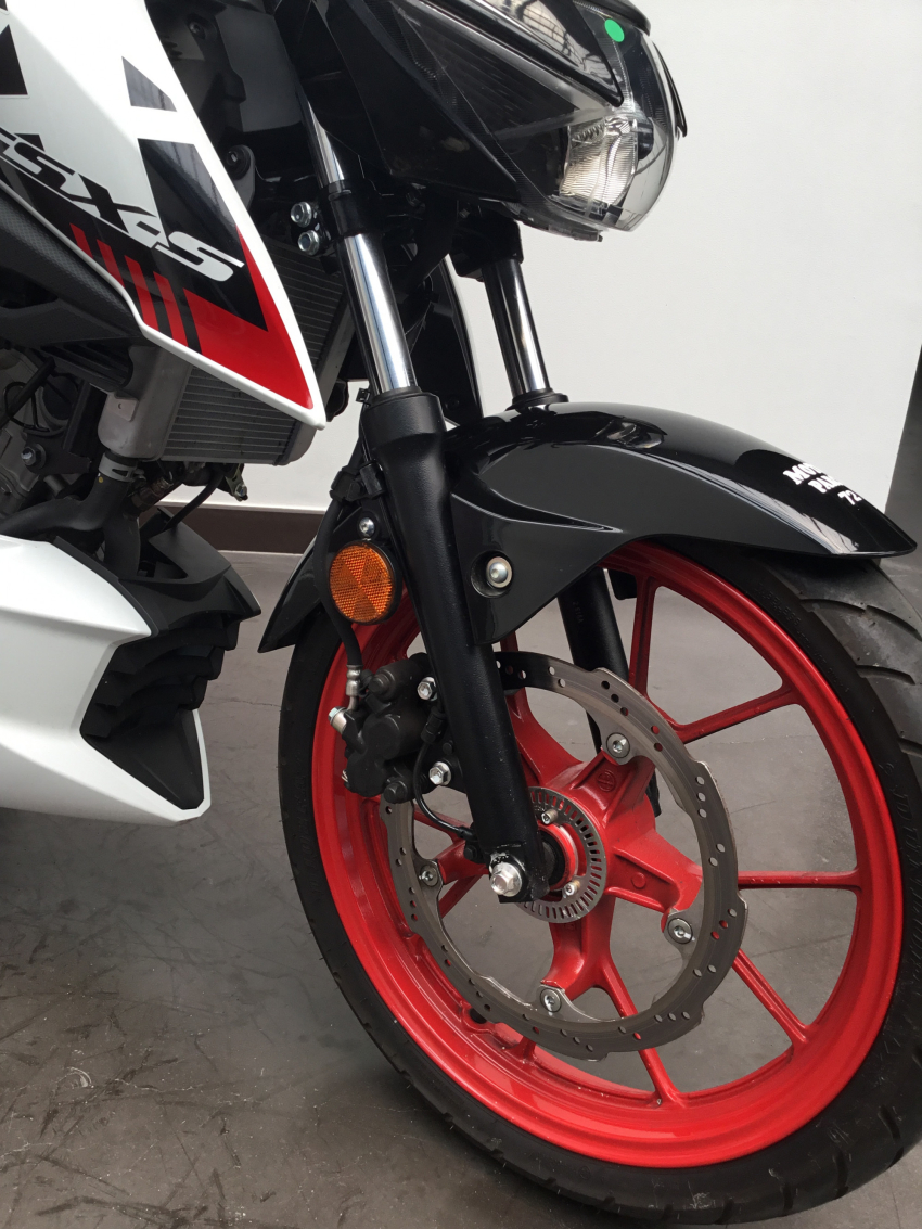 SUZUKI GSX-S 125 ABS SUZUKI GSX-S 125 ABS