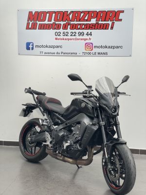 YAMAHA MT-09