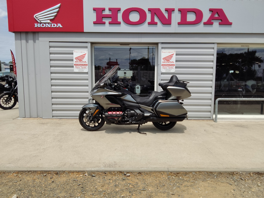 HONDA GL 1800 GOLDWING DCT BAGGER HONDA GL 1800 GOLDWING DCT BAGGER