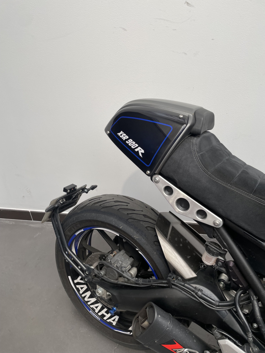 YAMAHA XSR 900