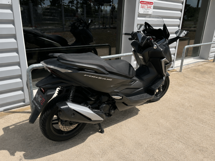 HONDA NSS FORZA 350 HONDA NSS FORZA 350