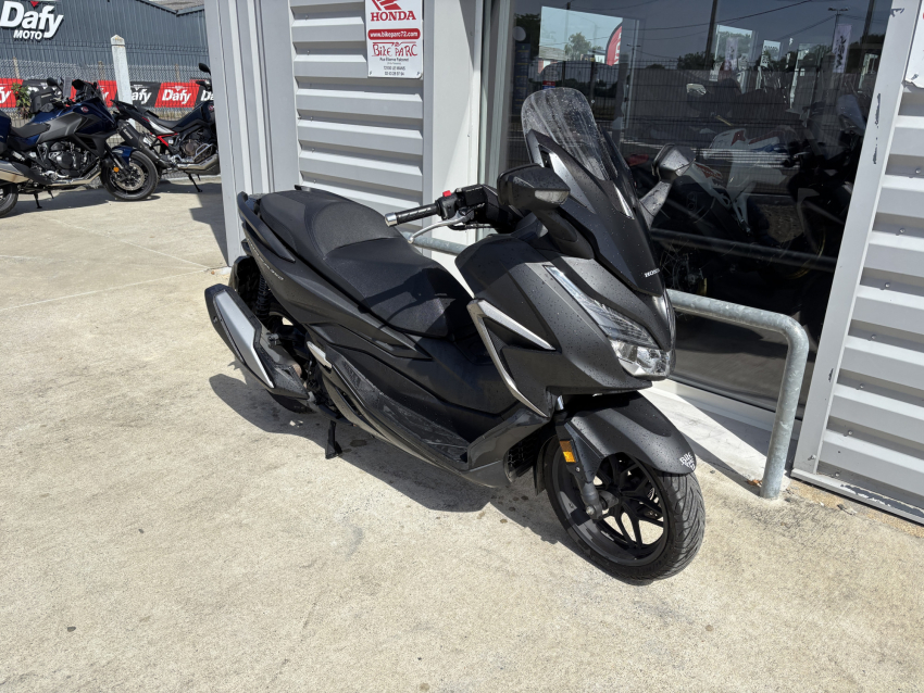 HONDA NSS FORZA 350 HONDA NSS FORZA 350
