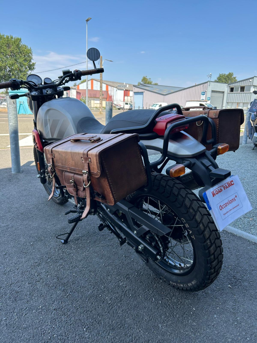 ROYAL ENFIELD SCRAM 411 ROYAL ENFIELD SCRAM 411