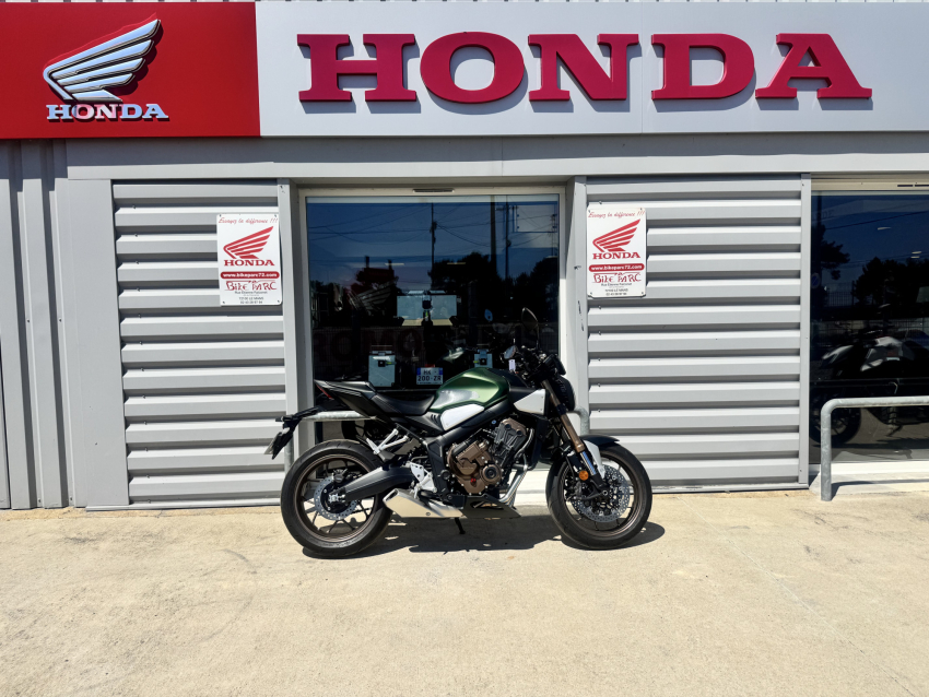 HONDA CB 650 R e-Clutch