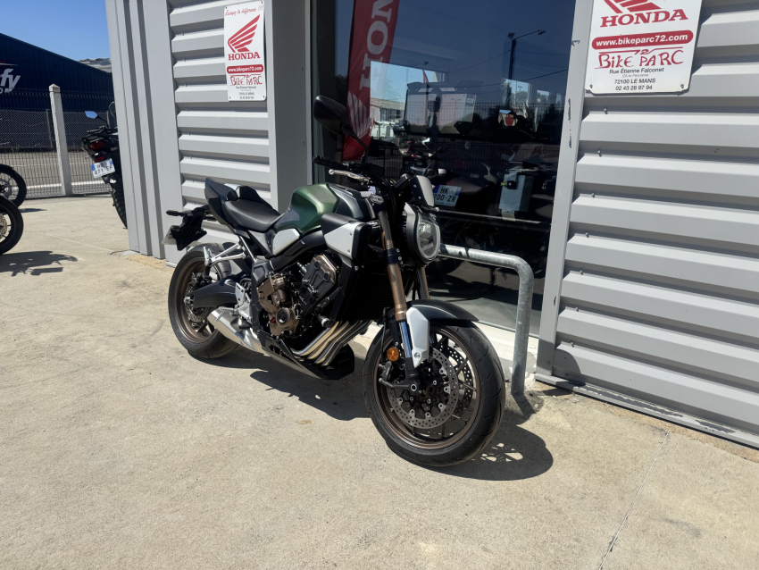 HONDA CB 650 R e-Clutch