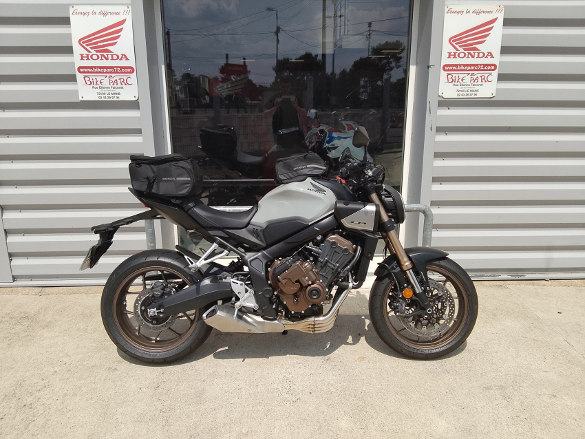 HONDA CB 650 R e-Clutch HONDA CB 650 R e-Clutch