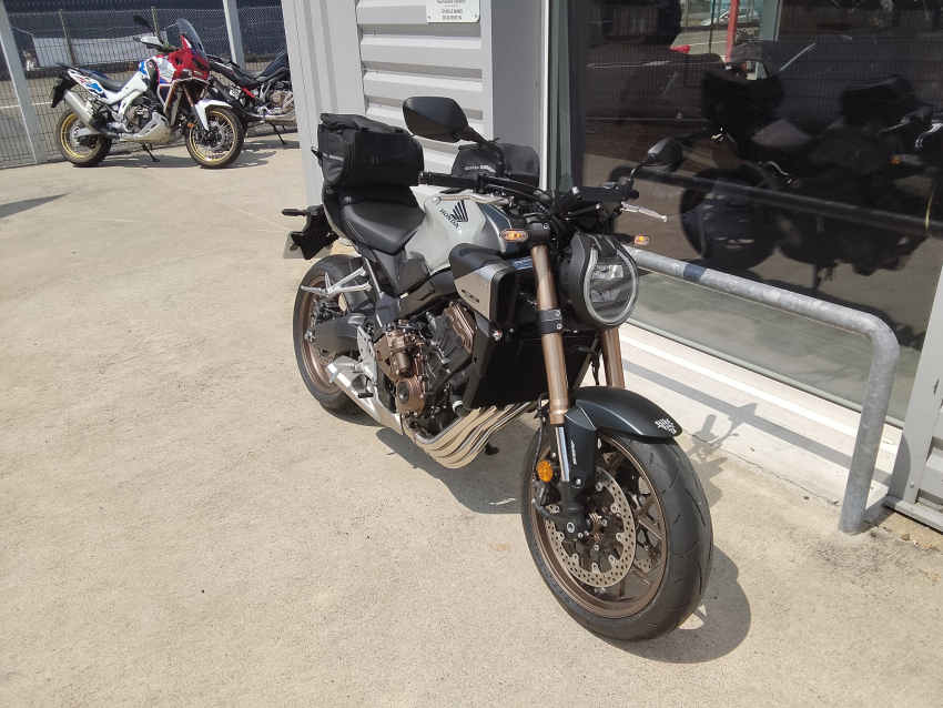 HONDA CB 650 R e-Clutch HONDA CB 650 R e-Clutch