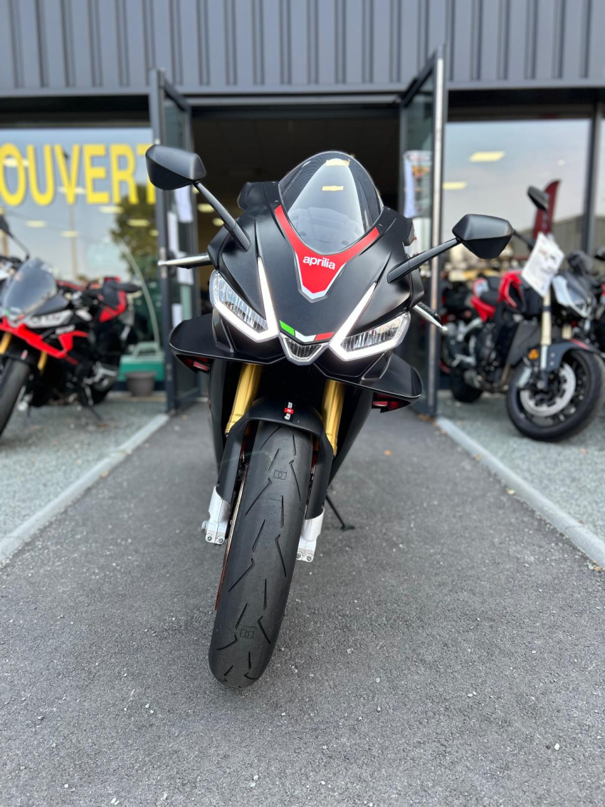 APRILIA RSV4 1100 Sachsenring Black APRILIA RSV4 1100 Sachsenring Black